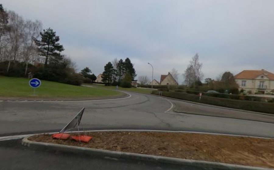 Vue du Rond-point anonyme n°174080161