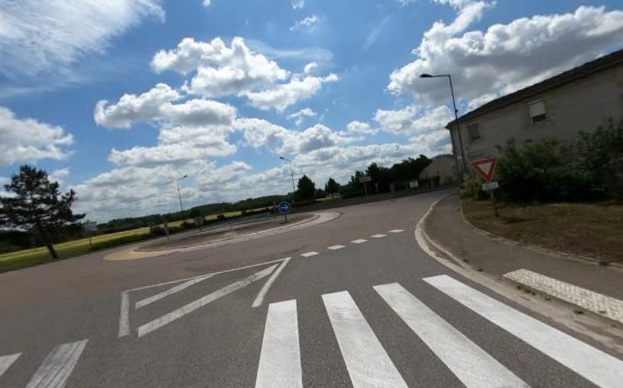 Vue du Rond-point anonyme n°174889829