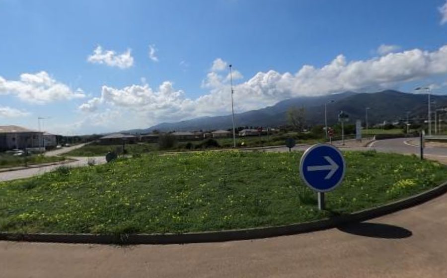 Vue du Rond-point anonyme n°175434867