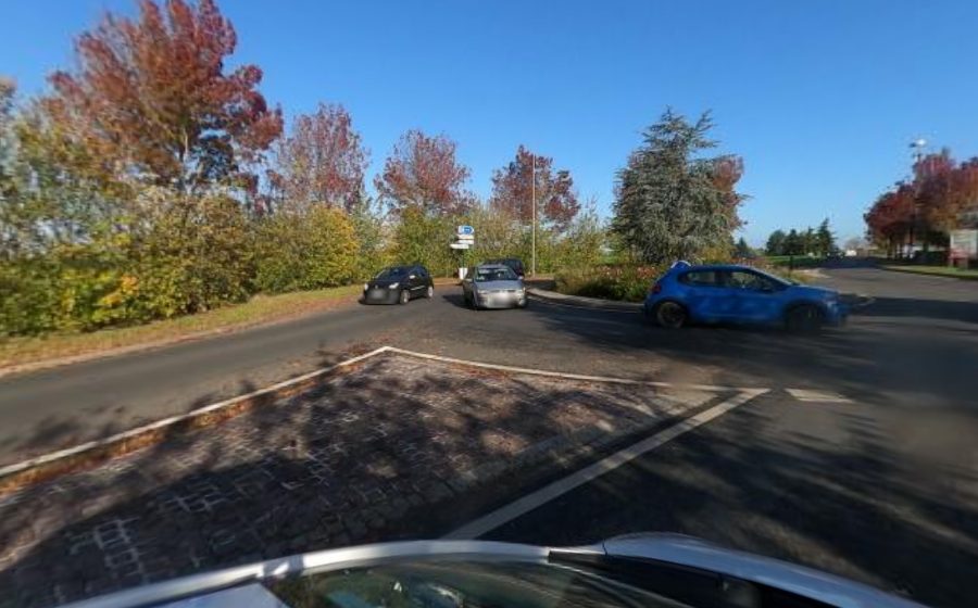 Vue du Rond-point anonyme n°175857739