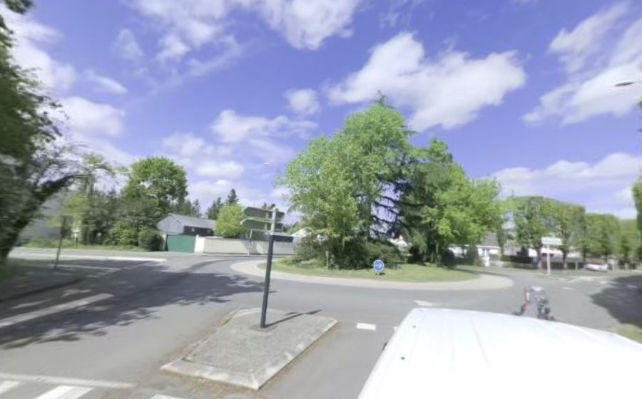 Vue du Rond-point anonyme n°175934094