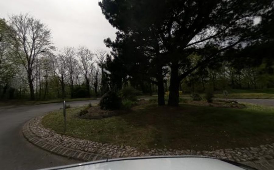 Vue du Rond-point anonyme n°176155296