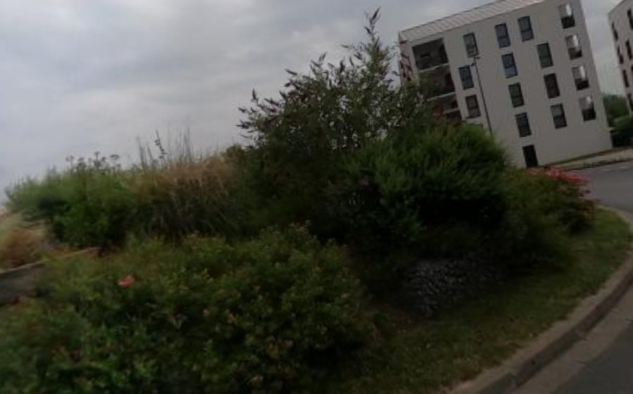 Vue du Rond-point anonyme n°176208614