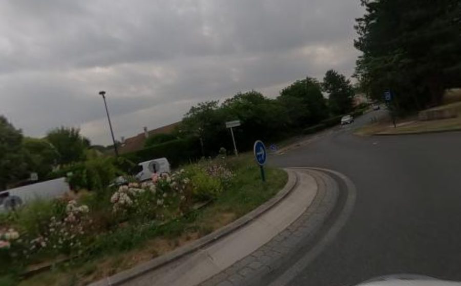 Vue du Rond-point anonyme n°176224137