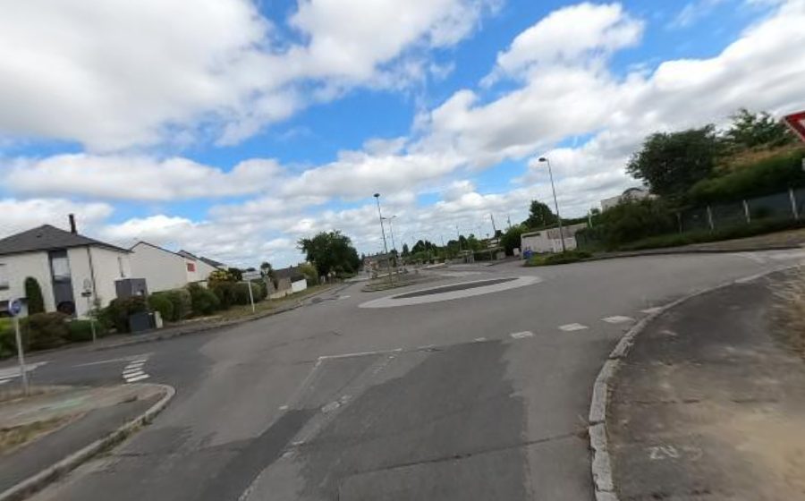 Vue du Rond-point anonyme n°176358364