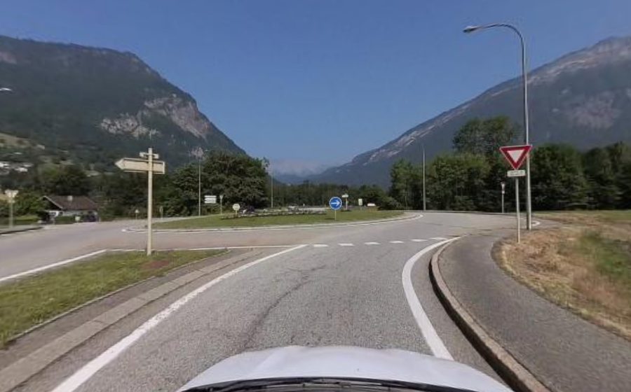Vue du Rond-point anonyme n°176865910