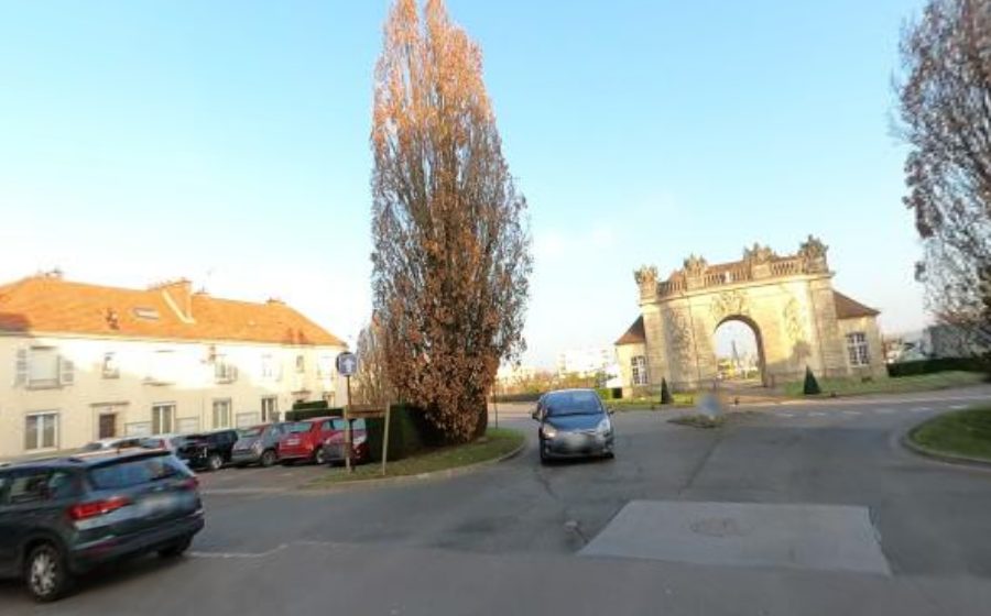 Vue de la Place du Maréchal Leclerc