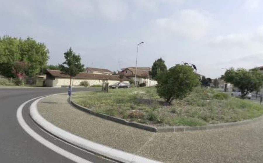 Vue du Rond-point anonyme n°177690595