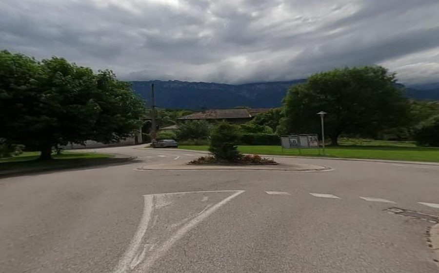 Vue du Rond-point anonyme n°178238785