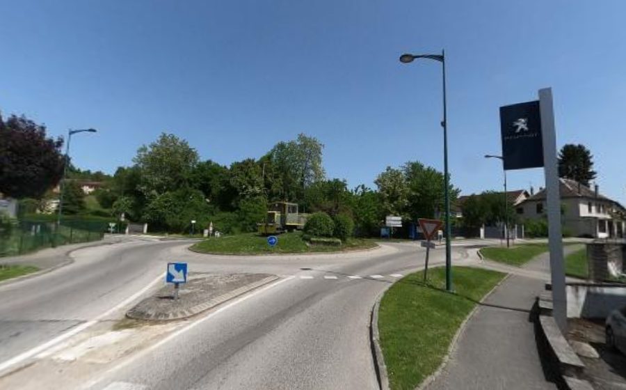Vue du Rond-point anonyme n°178904541