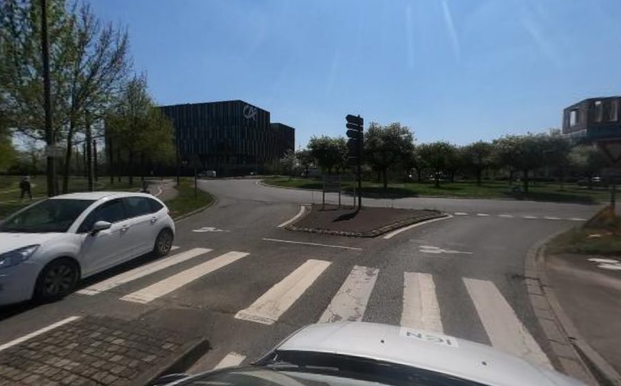 Vue du Rond-point anonyme n°179219139