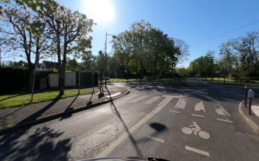 Vue du Rond-point anonyme n°180755563