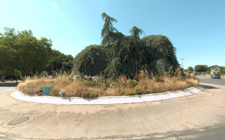 Vue du Rond-point anonyme n°181363088