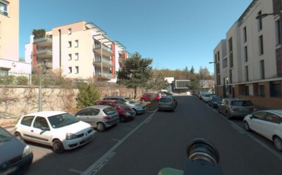 Vue du Rond-point anonyme n°181486361