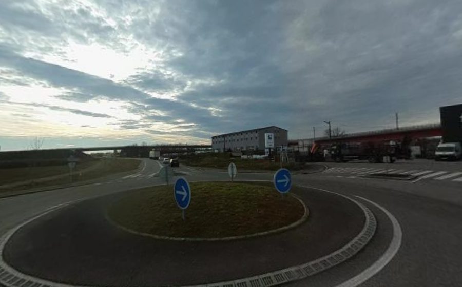 Vue du Rond-point anonyme n°181740654