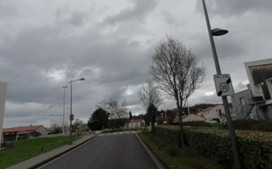 Vue du Rond-point anonyme n°182329264