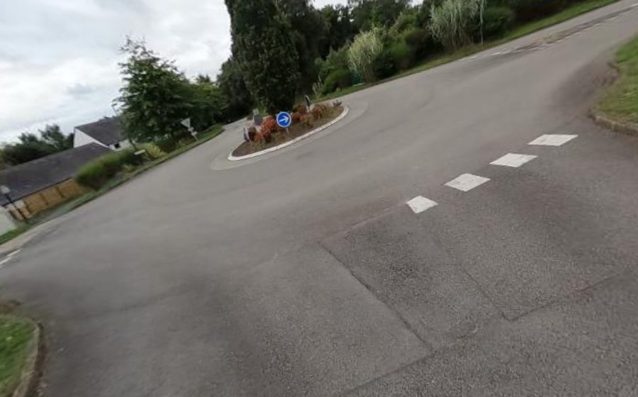 Vue du Rond-point anonyme n°182753642