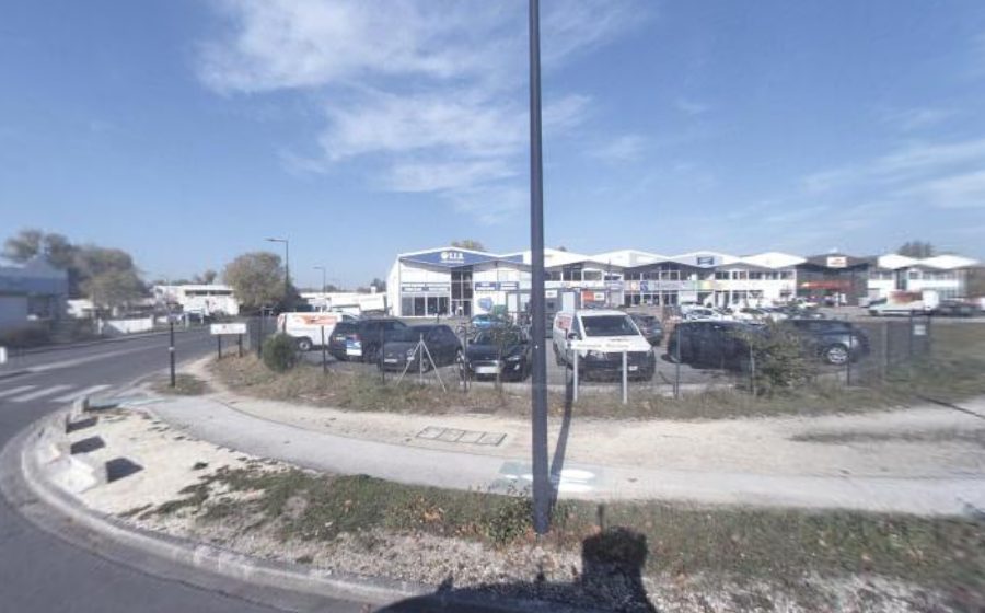 Vue du Rond-point anonyme n°182821965
