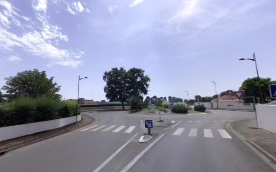 Vue du Rond-point anonyme n°182881255