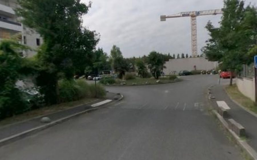 Vue du Rond-point anonyme n°183695479