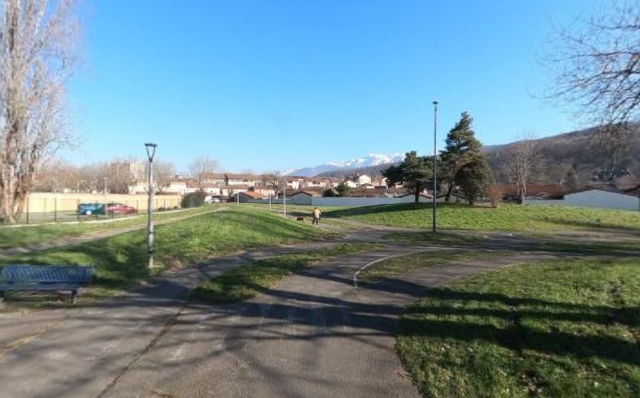 Vue du Rond-point anonyme n°183962730