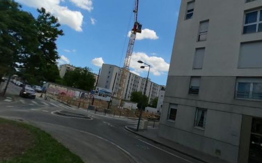 Vue du Rond-point anonyme n°18502697