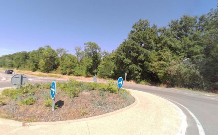Vue du Rond-point anonyme n°185444896