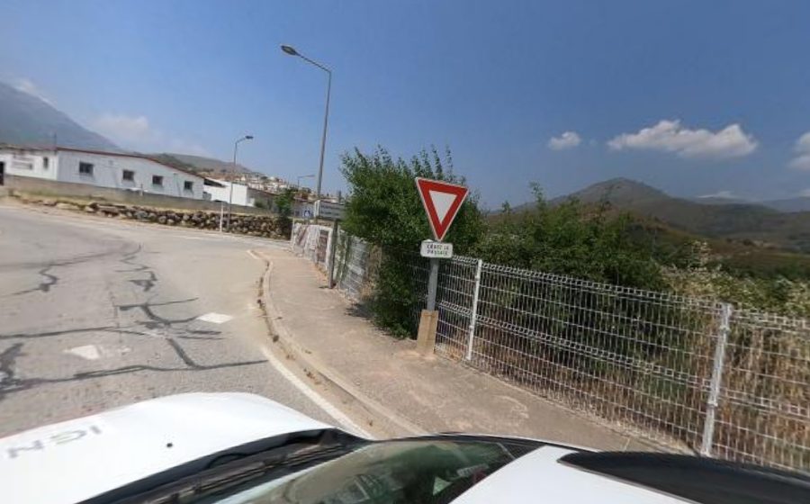 Vue du Rond-point anonyme n°185629837