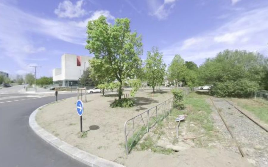 Vue du Rond-point anonyme n°186633681
