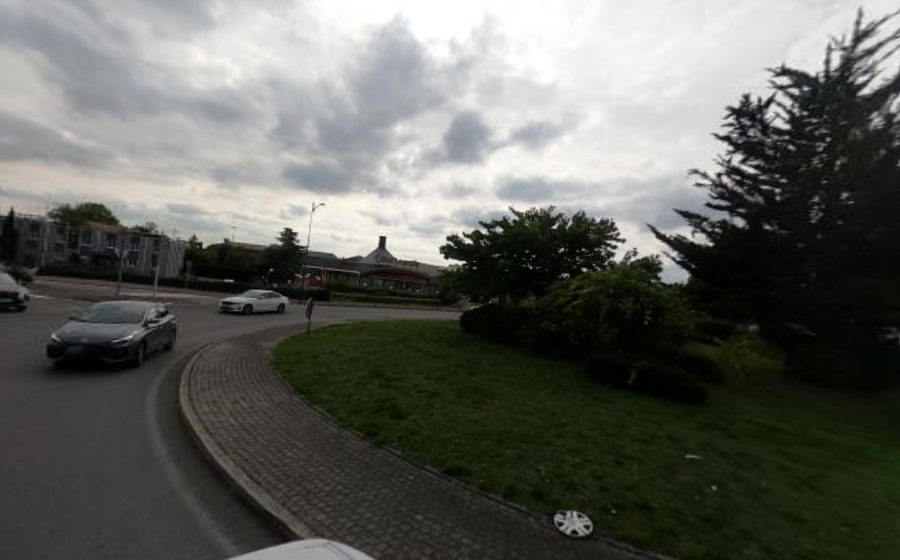 Vue du Rond-point anonyme n°18800825