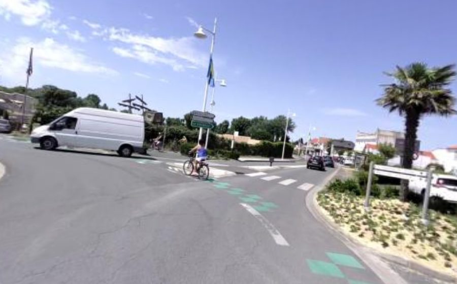 Vue du Rond-point anonyme n°188258790