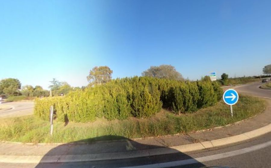 Vue du Rond-point anonyme n°188518504