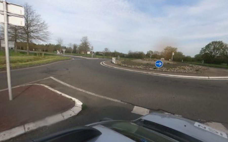 Vue du Rond-point anonyme n°189598802