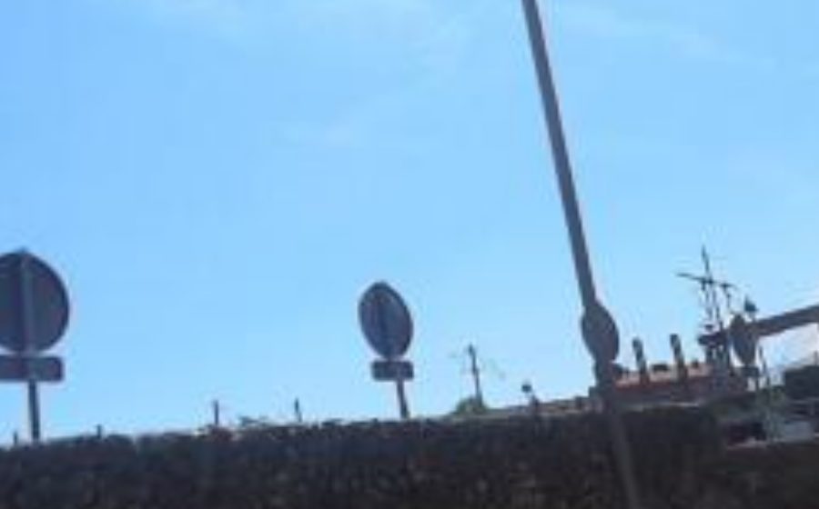 Vue du Rond-point anonyme n°192475287