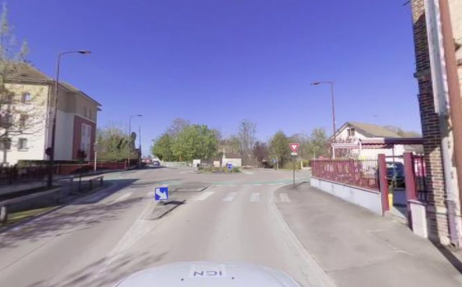 Vue du Rond-point anonyme n°193734738