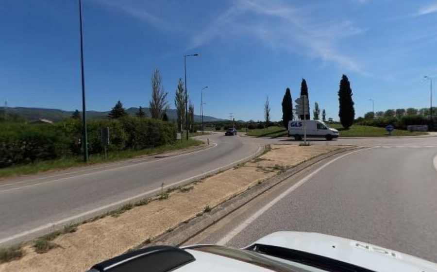 Vue du Rond-point anonyme n°195255507