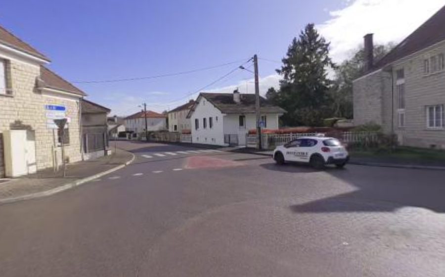 Vue du Rond-point anonyme n°195570874