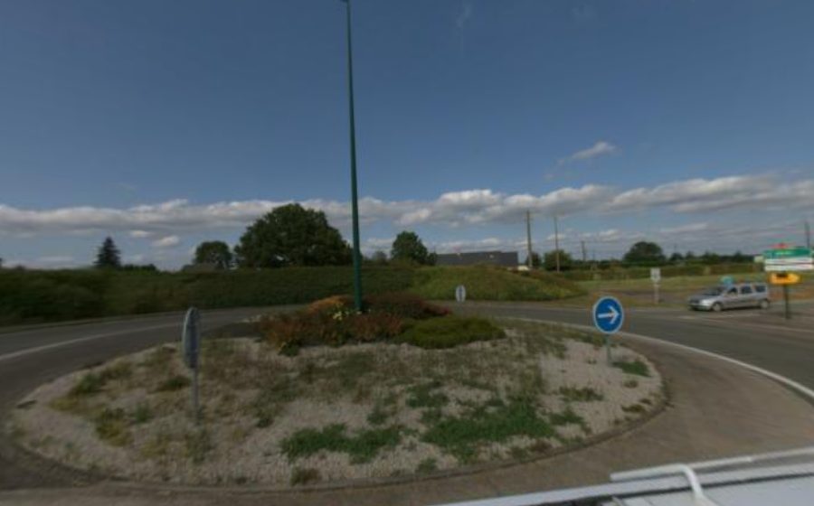 Vue du Rond-point anonyme n°196169034
