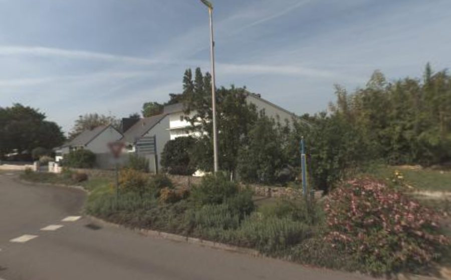 Vue du Rond-point anonyme n°196499373