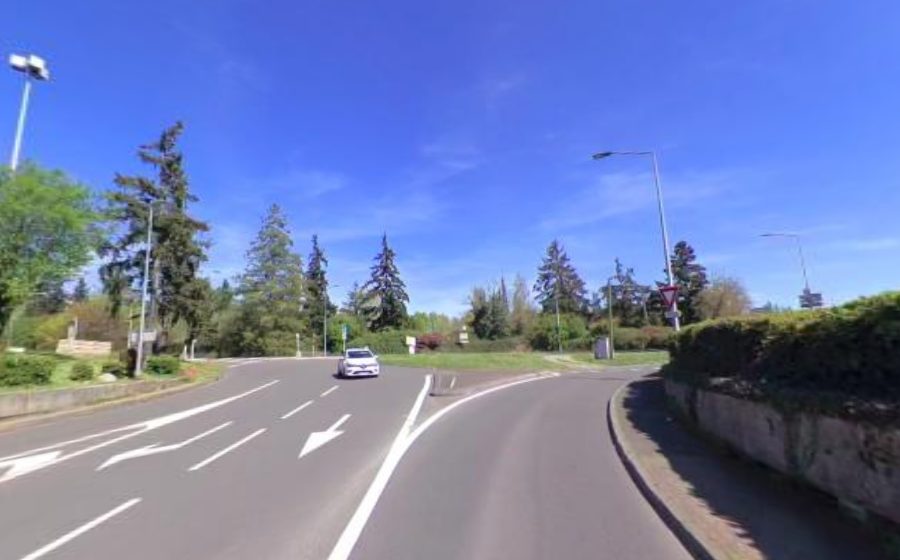 Vue du Rond-point anonyme n°196844656