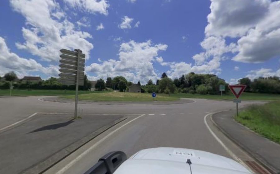 Vue du Rond-point anonyme n°202251297