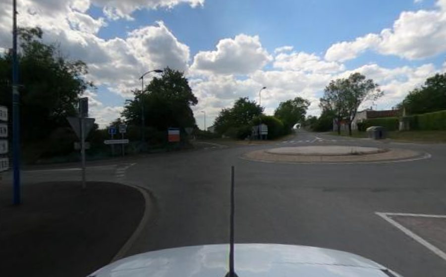 Vue du Rond-point anonyme n°203342746