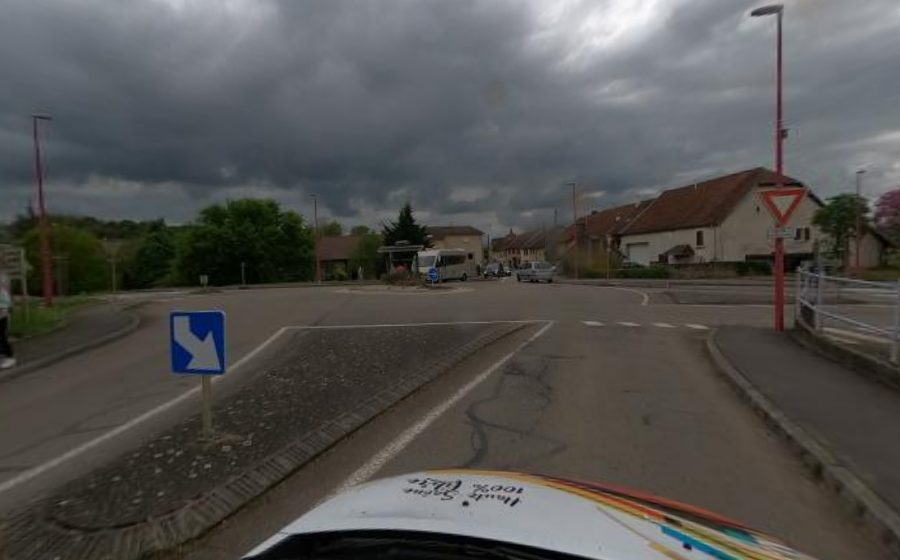 Vue du Rond-point anonyme n°203535578