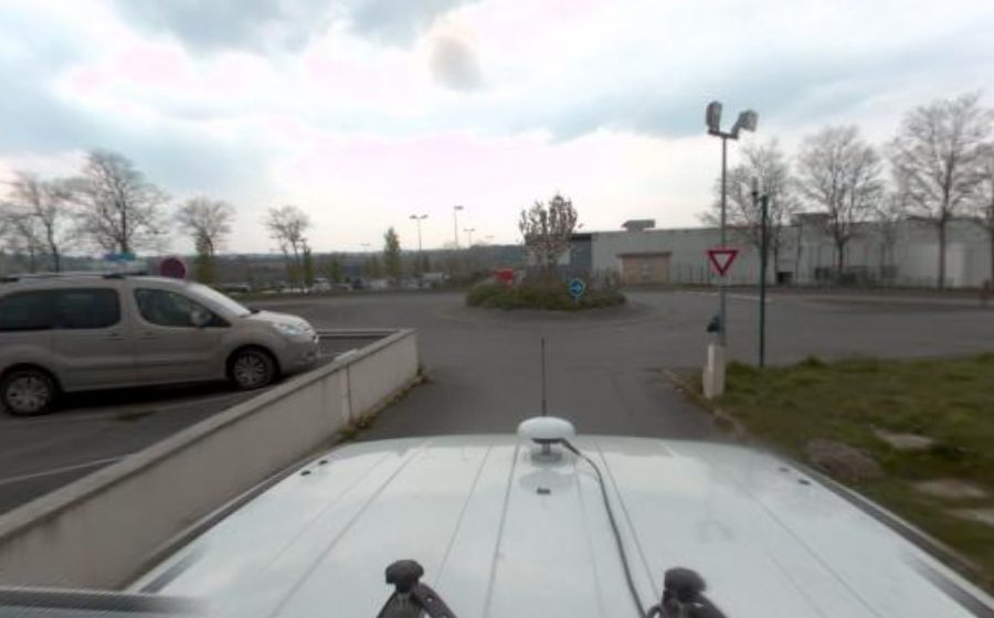 Vue du Rond-point anonyme n°203882549