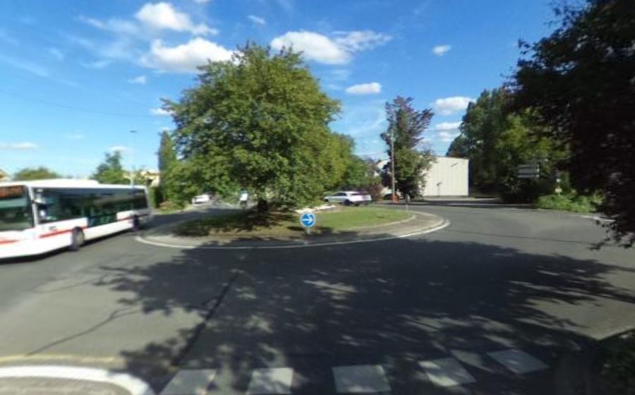 Vue du Rond-point anonyme n°206773637