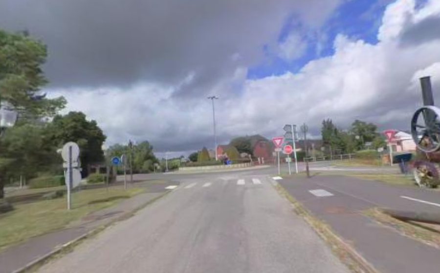 Vue du Rond-point anonyme n°206973854