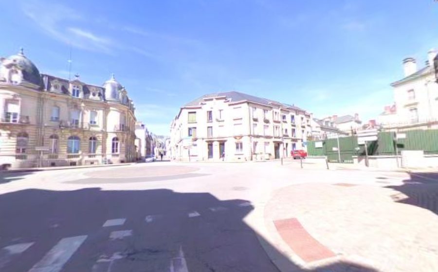 Vue de la Place Lionel Le Couteux