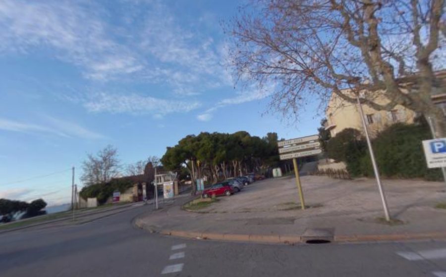 Vue du Rond-point anonyme n°207654482