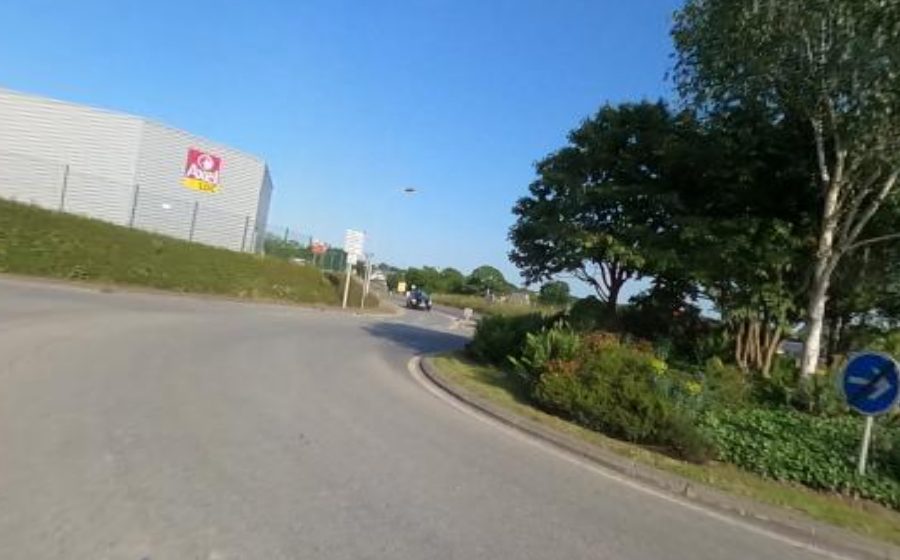 Vue du Rond-point anonyme n°207716153
