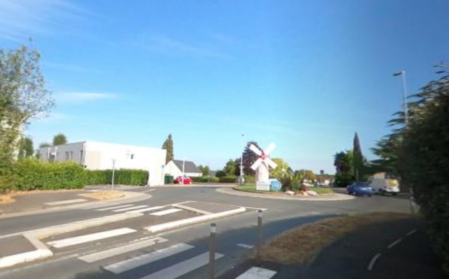 Vue du Rond-point anonyme n°214728030